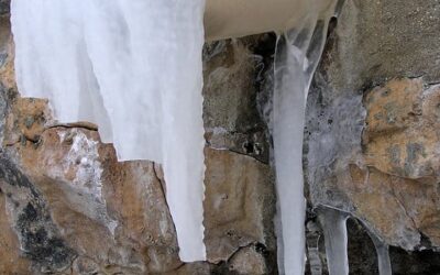 Frozen or Burst Pipes? How to Prevent (and Fix) this Common Problem.